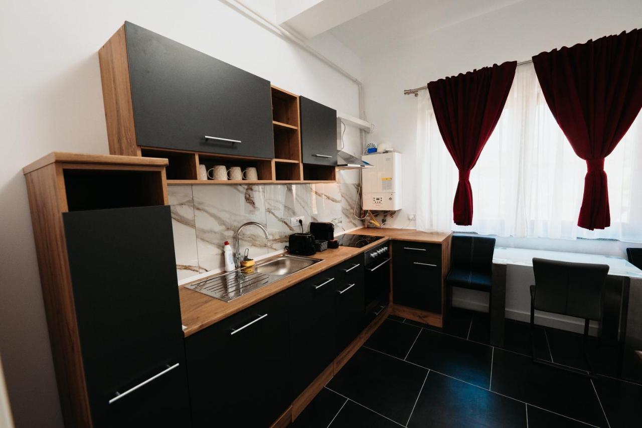 Cozy Aparthotel - Central City Suceava Exterior foto