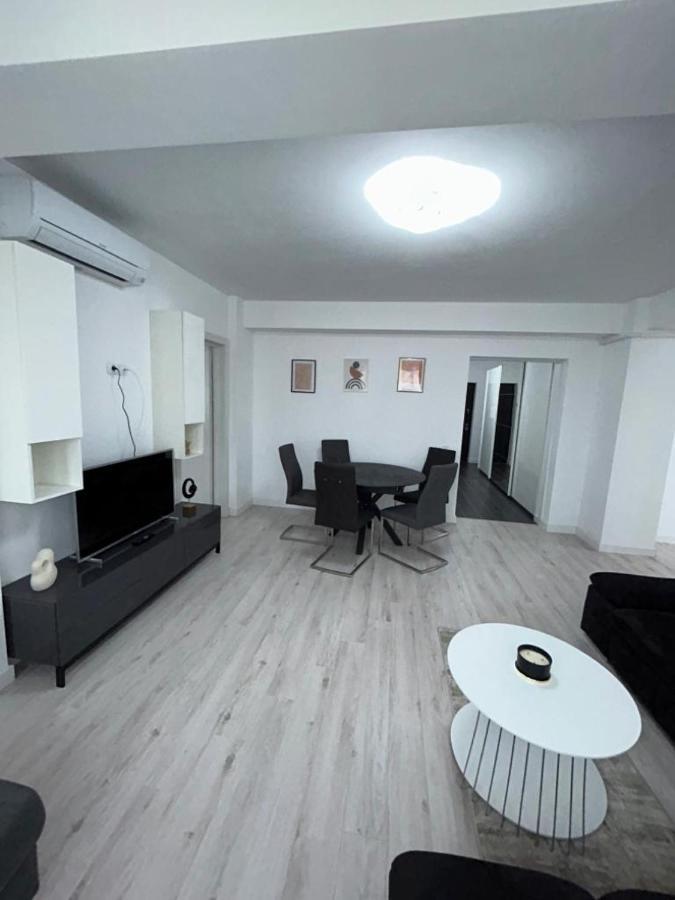 Cozy Aparthotel - Central City Suceava Exterior foto